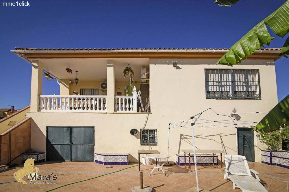 Casa con piscina y cuadras para caballos, Sevilla, Coto Donana, en venta  