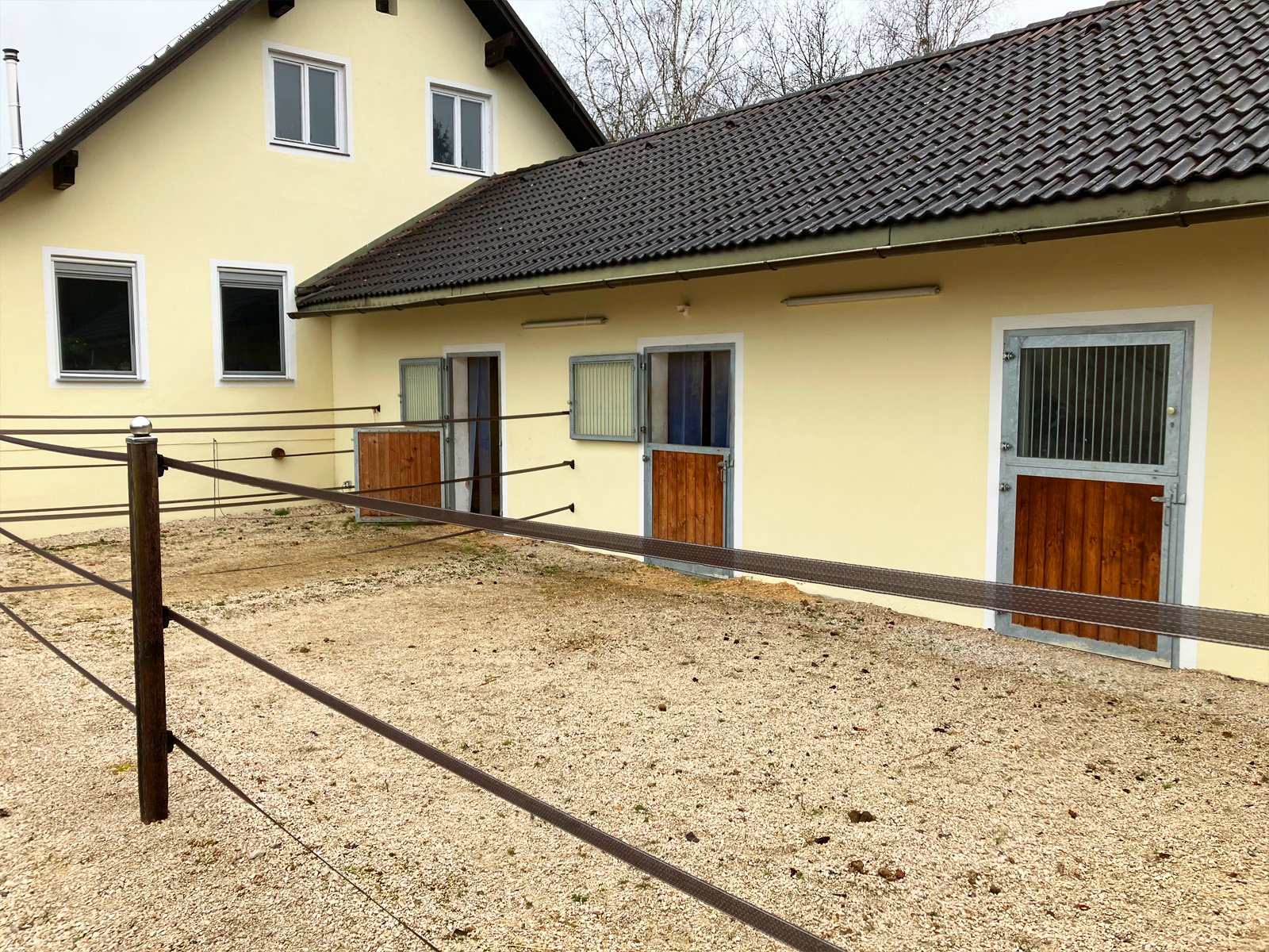 2522HC austria, carintia, völkermarkt, casa de campo con establo para caballos en venta