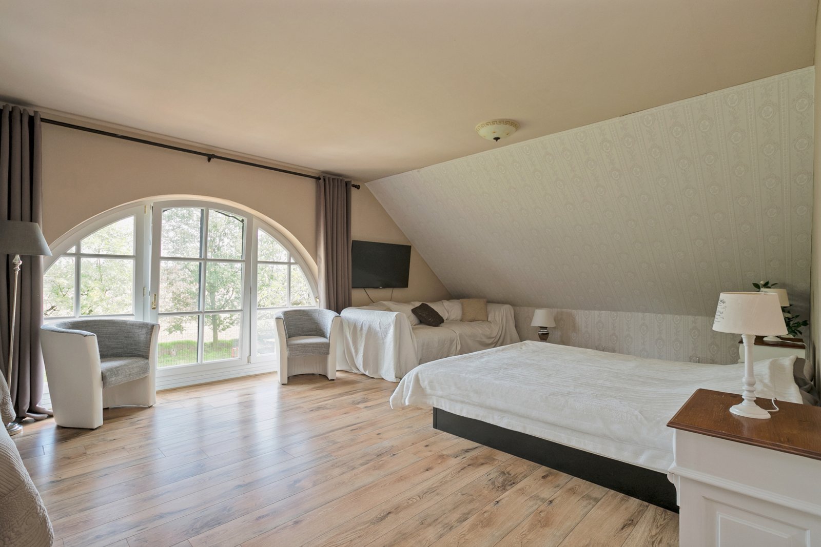 2323 Países Bajos, Ven-Zelderheide: se vende exclusiva propiedad ecuestre