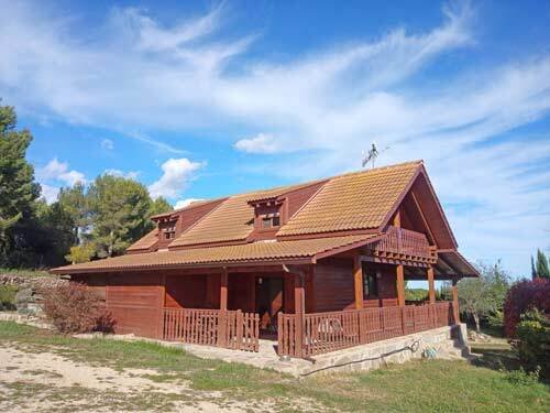 2531 España, Valencia, Montserrat, finca con cuadra de caballos en venta