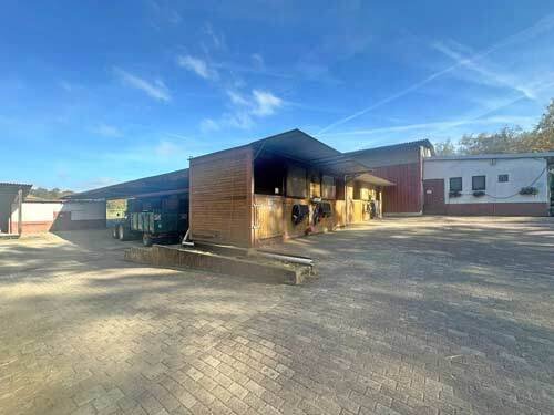 2530 germany, Baden-Wurtemberg, Heilbronn, venta de instalaciones ecuestres, cento equestre