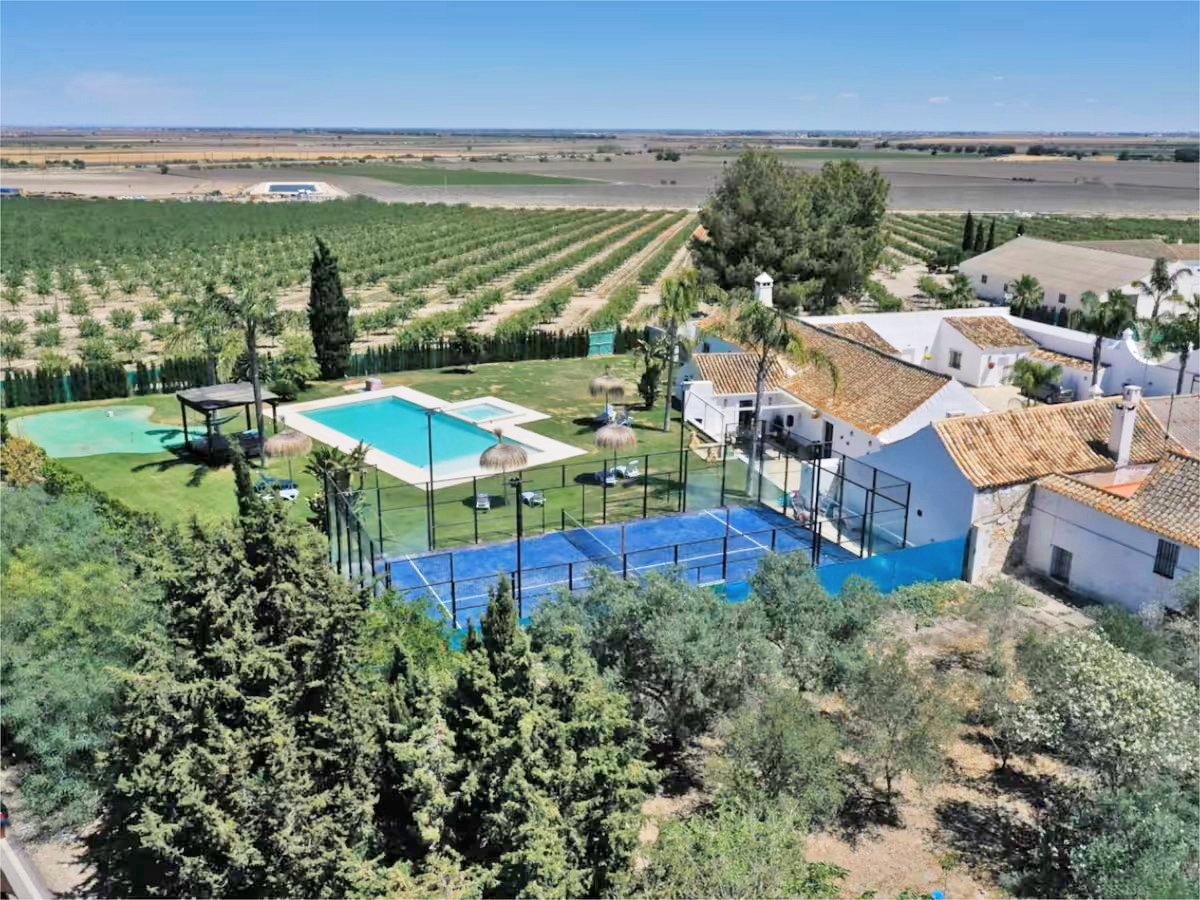 2534 Andalucía, Sevilla, Las Cabezas de San Juan, finca de lujo en venta