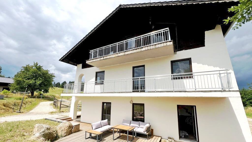 2545IZ Baviera, Alto Palatinado, 35 min Ratisbona - casa grande con establos, picadero, picadero
