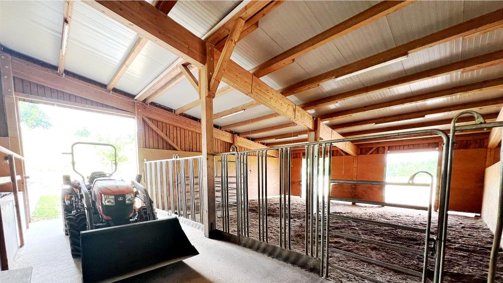 2545IZ Baviera, Alto Palatinado, 35 min Ratisbona - casa grande con establos, picadero, picadero