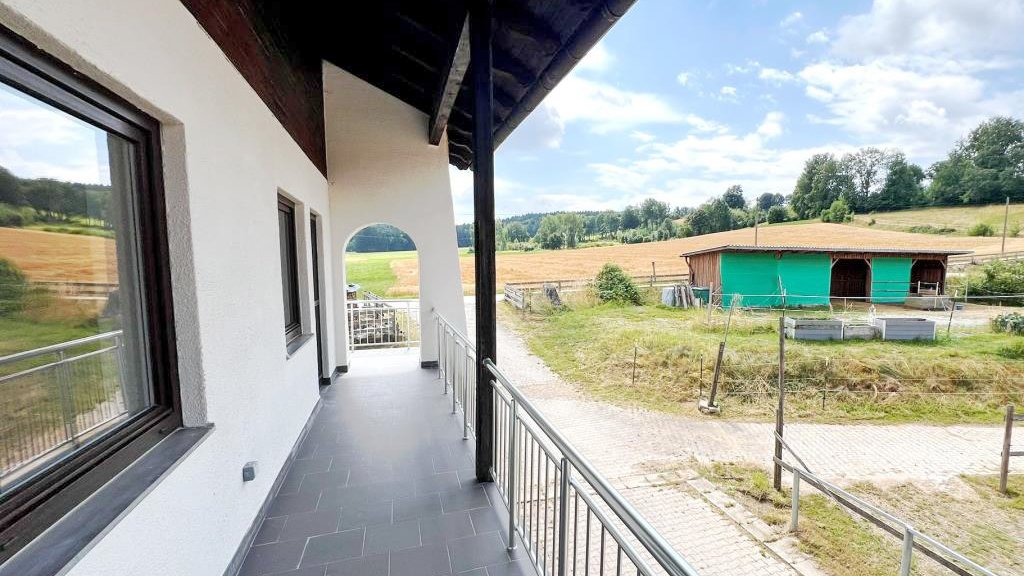 2545IZ Baviera, Alto Palatinado, 35 min Ratisbona - casa grande con establos, picadero, picadero