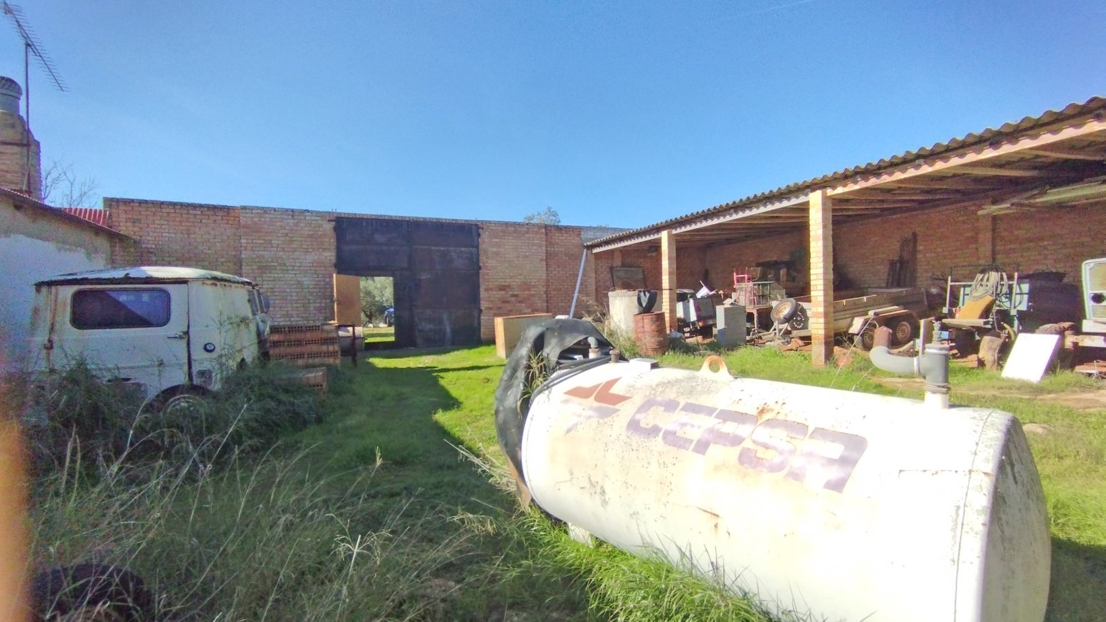 2602 Andalucía, Huelva, Villarossa, finca, casa de huéspedes, piscina, establo, en venta 2602 Andalucía, Huelva, Villarossa, finca, casa de huéspedes, piscina, establo, en venta