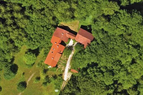 2608-1 Austria, Bosque de Bohemia, Mühlviertel, casa de campo con establo para caballos en venta 2608-1 Austria, Bosque de Bohemia, Mühlviertel, casa de campo con establo para caballos en venta