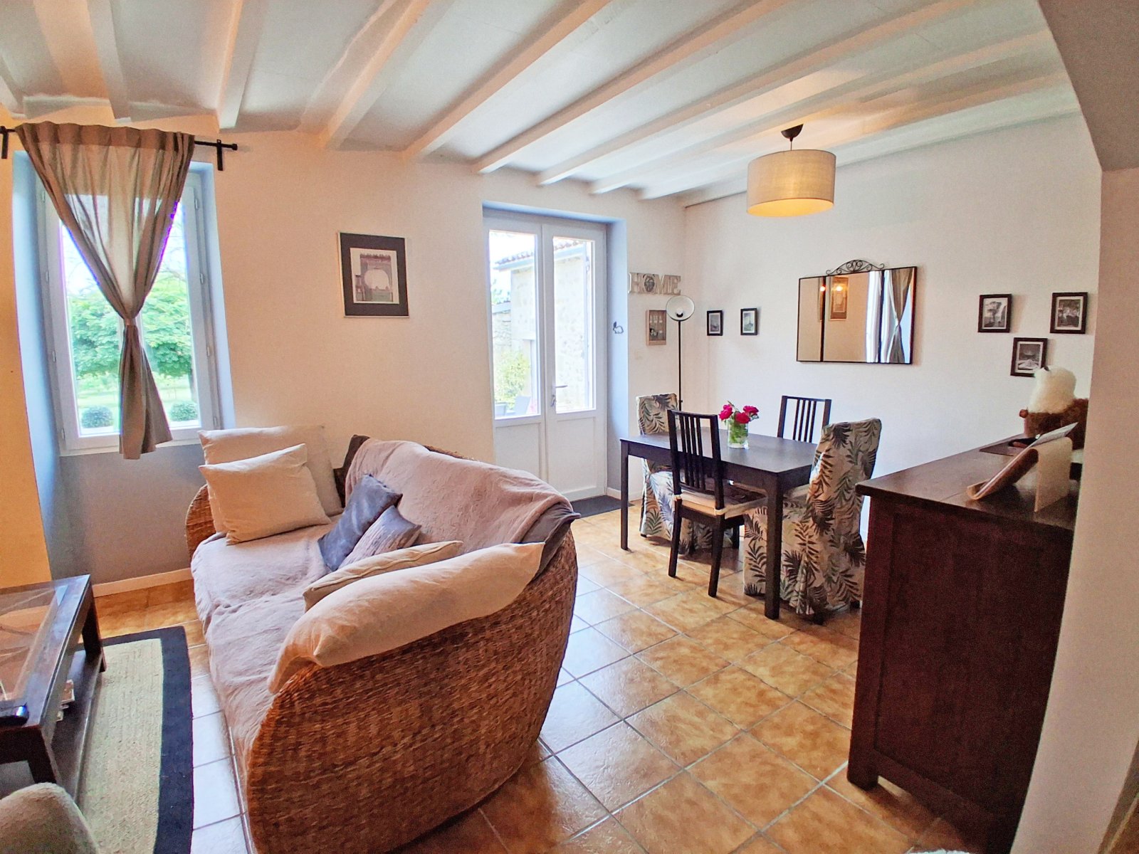 Se vende casa para amantes de los caballos en el número 2609 del suroeste de Francia, en Saint-Émilion.
