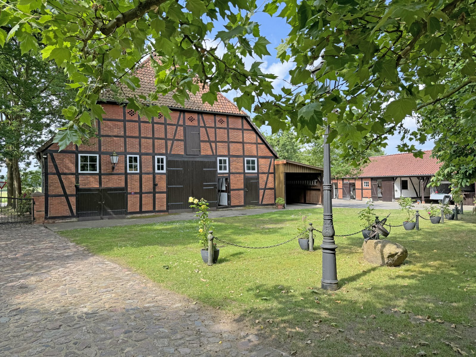cerca Hamburgo, casa de lujo con cuadras para caballos en venta cerca Hamburgo, casa de lujo con cuadras para caballos en venta
